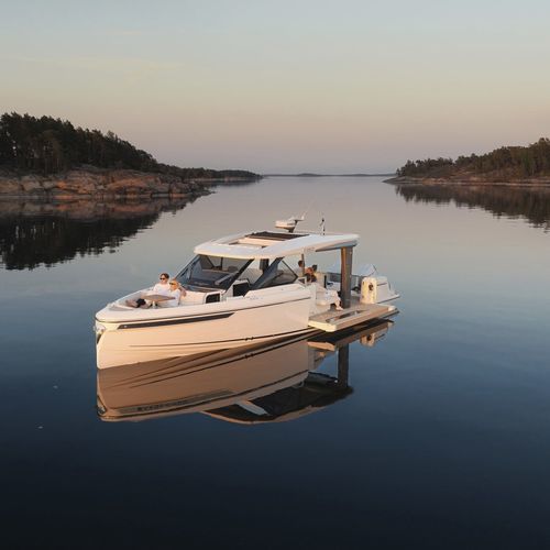 Vedette hors-bord - 400 GTO - Saxdor Yachts Oy - bimoteur / carène à redan / avec timonerie