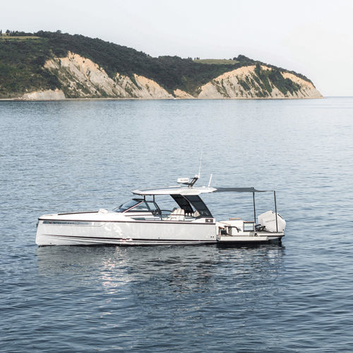 Vedette hors-bord - 320 GTO - Saxdor Yachts Oy - bimoteur / open / à console centrale