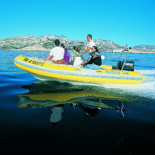 Bateau pneumatique hors-bord - CLUB 460 - Lomac - semi-rigide / à console centrale / à console jockey