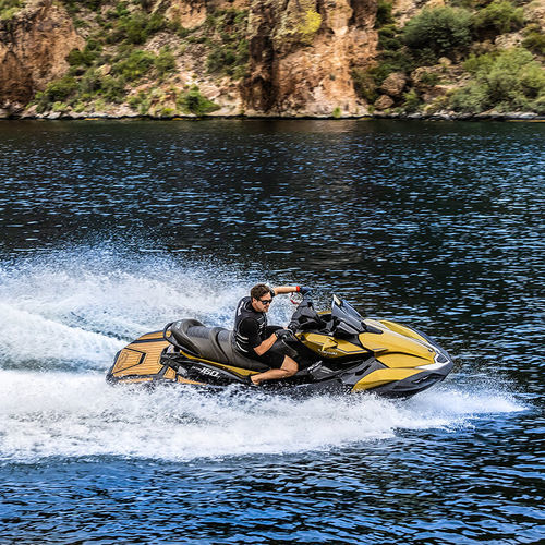 Jet-ski assis - ULTRA® 160LX - Kawasaki - trois places / 160 cv / 4 temps