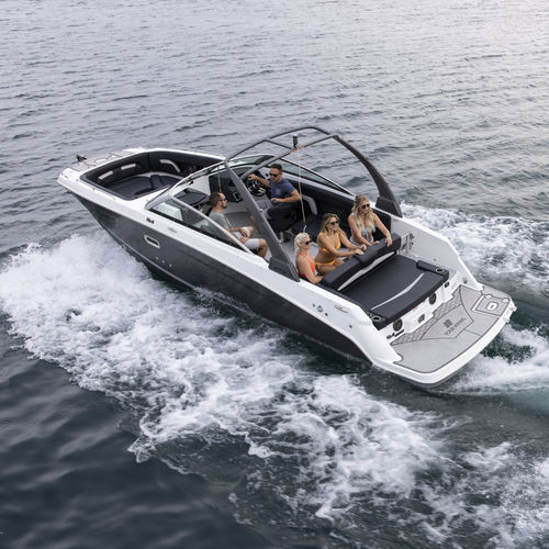 Deck-boat in-bord - HD8 SURF - Four Winns - open / à double console / bow-rider