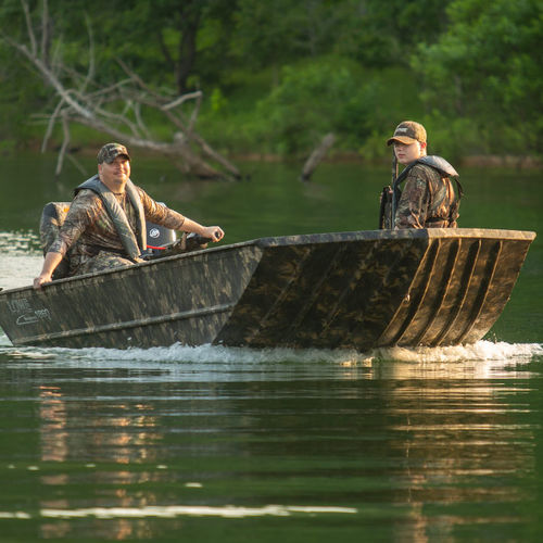 Jon boat hors-bord - Roughneck 1860 Deluxe Tiller - Lowe - à console latérale / open / de chasse