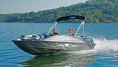 Deck-boat hors-bord - SD224 - Lowe - open / à console latérale / de ski nautique