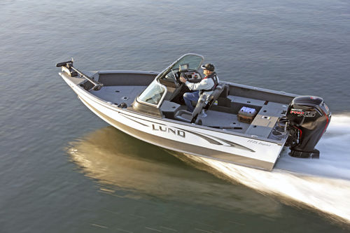 Runabout hors-bord - 1775 IMPACT - Lund - à double console / bow-rider / de pêche sportive