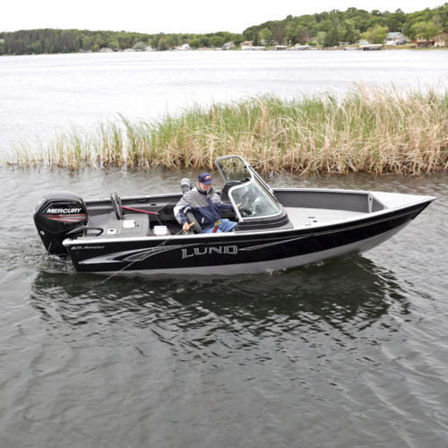 Runabout hors-bord - 1675 ADVENTURE - Lund - à double console / bow-rider / de pêche