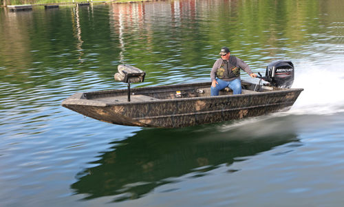 Jon boat hors-bord - 1660 PREDATOR - Lund - de pêche sportive / en aluminium / max. 4 personnes