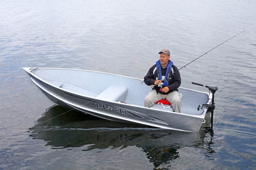 Barque hors-bord - A-12 - Lund - de pêche sportive / en aluminium / max. 3 personnes