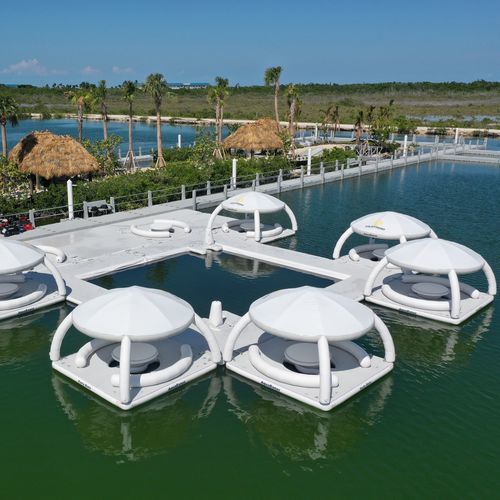 Plateforme pour resort - The Harbor  - AquaBanas - de baignade / gonflable / pour marina