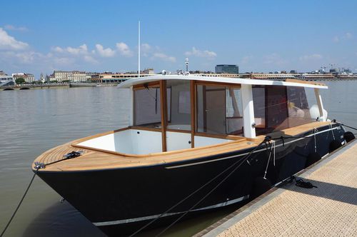 Bateau à passagers - ECLA VIP - CLYD Yacht Design - hors-bord