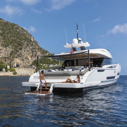 Motor-yacht de croisière - EXTRA X86 Fast - Extra Yachts - à fly / IPS / GRP