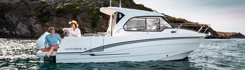 Cabin-cruiser hors-bord - Antares 8  - Bénéteau Motorboats - avec timonerie / de pêche / de croisière