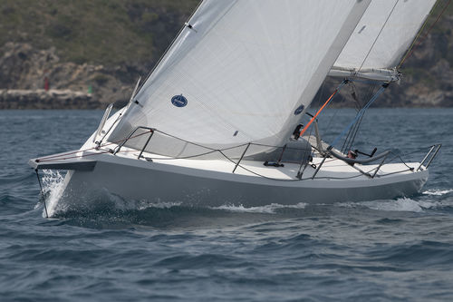 Voilier de croisière côtière - C 32 WEEKENDER - COMUZZI yachts s.r.l.s - daysailer / 1 cabine / 4 couchages