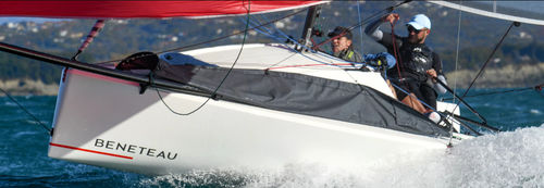 Voilier de croisière côtière - First 18SE - Bénéteau Sailboats - de course-croisière / de régate / 1 cabine