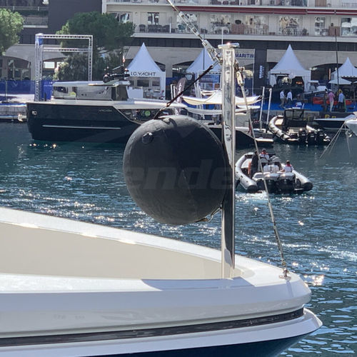Pare-battage pour navire - FENDEQUIP MOORING PRODUCTS - cylindrique / sphérique / noir