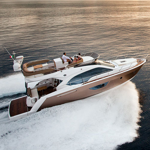 Vedette in-bord - FLY 47 - Sessa Marine - bimoteur / coque planante / à fly