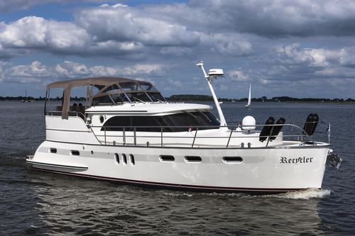 Vedette in-bord - Majestic 1300 AC - Aquanaut - à fly / 2 cabines / 6 couchages