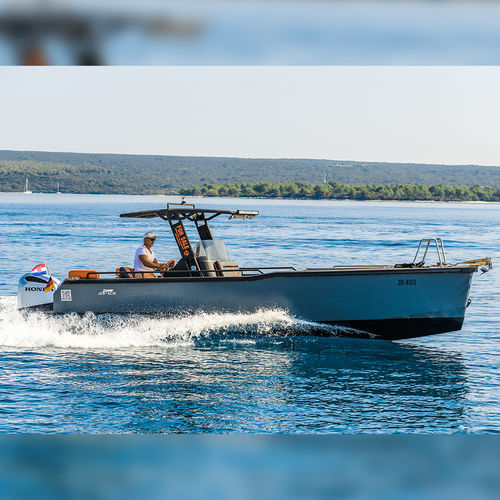 Coque open hors-bord - APEX - BARKMET BOATS - à console centrale / rapide / de loisir