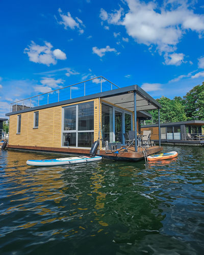 Bateau maison trimaran - ECO - BARKMET BOATS - hors-bord / diesel / électrique