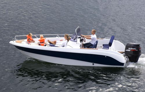 Coque open hors-bord - V605  - Boatbuilding Motor Yacht Sp. Z o.o. - semi-rigide / à console centrale / de sport