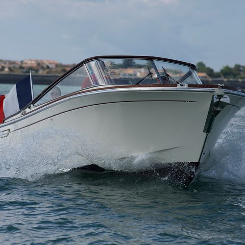Day-cruiser in-bord - LADY JANE  - Tofinou - open / avec cabine / traditionnel