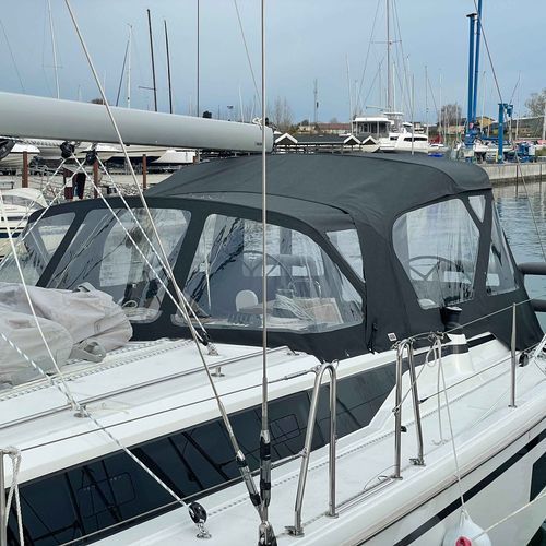 Capote de roof pour voilier - Bavaria C42 - KAPELL ANNAT - pour cockpit / structure en acier inoxydable / noire