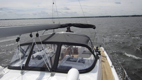 Capote de roof pour voilier - 415  - KAPELL ANNAT - pour cockpit / structure en acier inoxydable / noire