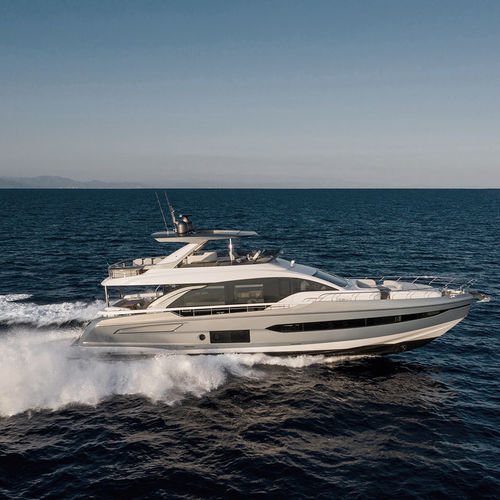 Motor-yacht de croisière - 78 - Azimut - à fly / IPS / 4 cabines
