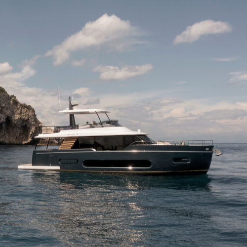 Motor-yacht de croisière - MAGELLANO 60 - Azimut - explorer / à fly / 3 cabines