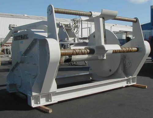 Treuil pour navire - TW-110-NSAB-SI2(800) - Petrel International - de remorquage / à entraînement hydraulique / double tambour