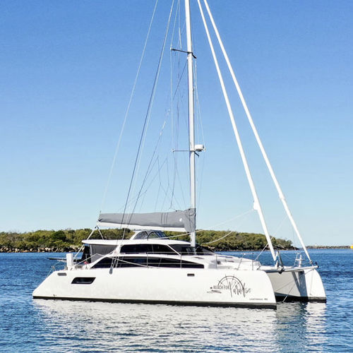 Catamaran - 46  - Lightwave Yachts - de croisière / 3 cabines / à cockpit central