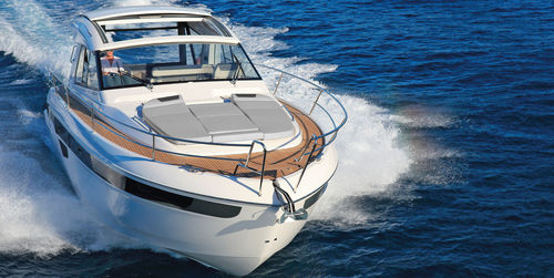 Vedette in-bord - S45 - BAVARIA YACHT - bimoteur / hard-top / open