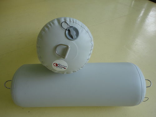 Pare-battage pour bateau - LIGHT WEIGHT - African Cats - cylindrique / gonflable