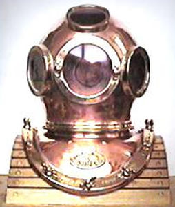 Casque de plongée à usage professionnel - 29118 - DESCO Corporation
