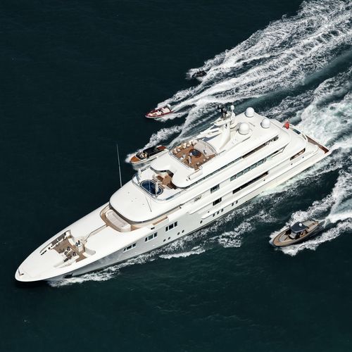 Mega-yacht de croisière - LADY E - Amels - raised pilothouse / sur mesure / pont arrière multifonction