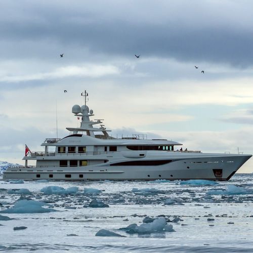 Mega-yacht de croisière - KAMALAYA - Amels - avec timonerie / en acier / avec héliport