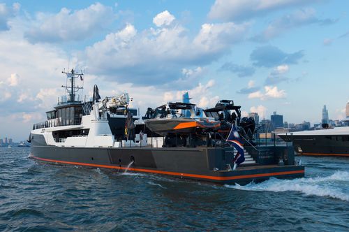 Mega-yacht de croisière - GENE CHASER - Amels - avec timonerie / sur mesure