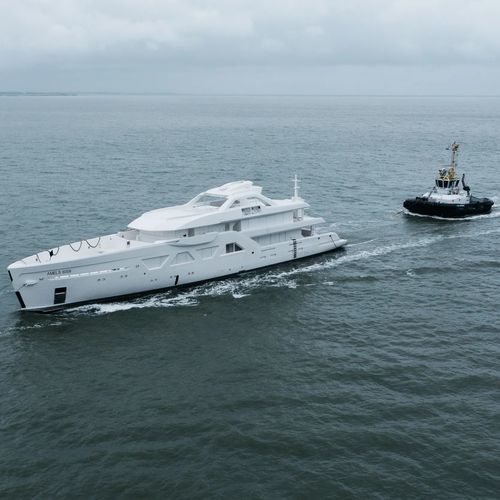 Mega-yacht de croisière - 6008 - Amels - raised pilothouse / avec piscine