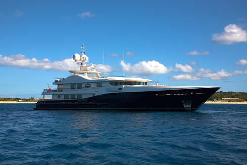 Mega-yacht rapide - DENIKI - Amels - avec timonerie / sur mesure