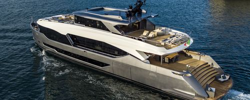 Super-yacht de croisière - 35 Exuma - Maiora - à fly / 5 cabines / 11 couchages