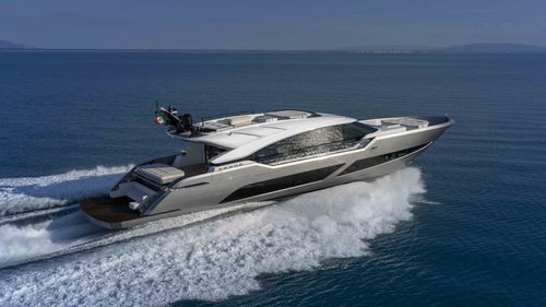 Motor-yacht de croisière - 100 - AB Yachts - rapide / hard-top / 4 cabines