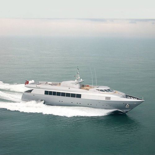 Mega-yacht de croisière - BLUE ICE - Baglietto spa - avec timonerie / 5 cabines / coque planante