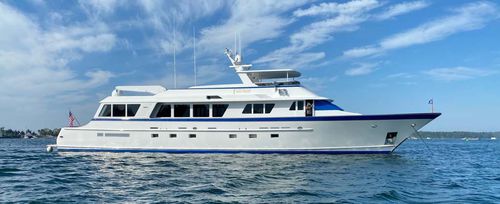 Super-yacht de pêche sportive - LAD - Burger Boat Company - de croisière / à fly / 4 cabines