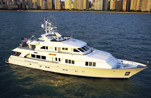 Super-yacht de croisière - SIS W - Burger Boat Company - classique / à fly / 4 cabines