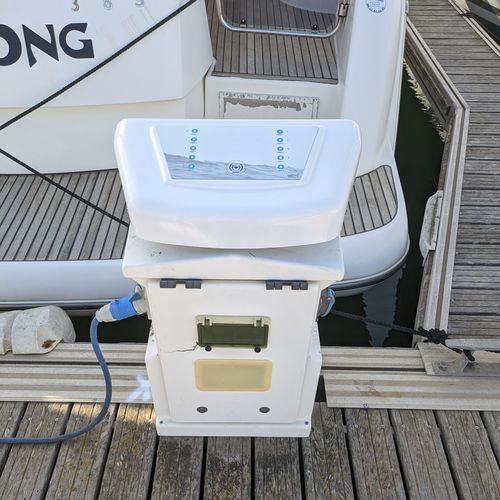 Système de gestion de distribution d'eau - HYDRAPORT - GCEI FRANCE - d'électricité / pour bornes de ponton