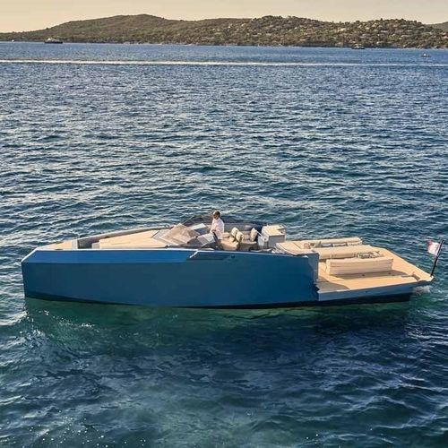Vedette in-bord - 42 S - Alium Yachts - bimoteur / coque planante / open