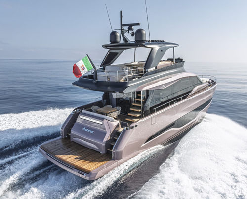 Motor-yacht de croisière - Sessantadue 62 - Cranchi - à fly / 3 cabines