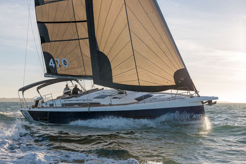 Voilier de croisière - 470 - Dufour Yachts - 3 cabines / 4 cabines / 6 couchages