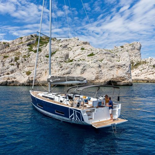 Sailing-yacht de croisière - 530 - Dufour Yachts - de régate / 3 cabines / 4 cabines