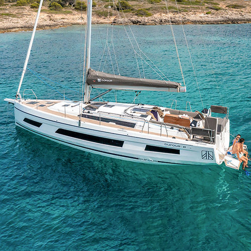 Voilier de croisière - 41 - Dufour Yachts - 3 cabines / 4 cabines / 8 couchages