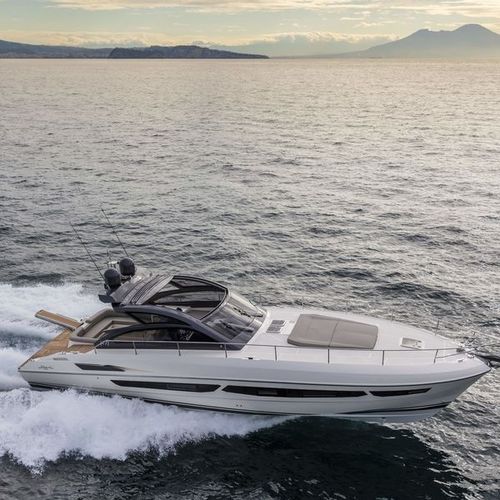 Motor-yacht de croisière - 47 - Fiart Mare - open / 2 cabines / 6 couchages